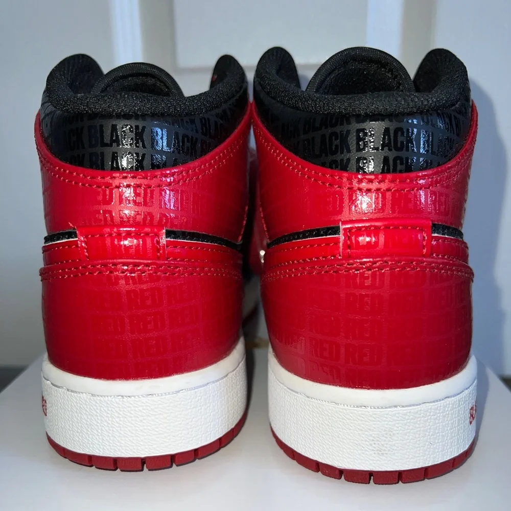 Air Jordan 1 Mid Ss Gs 'Black + Red = Bred' - Picture 5 of 8